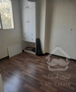 میدان رازی ۶۰ متر