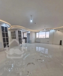 زرگری 170متر 3خواب (2 پارکینگ)