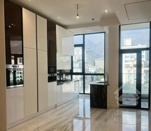 آپارتمان۸۸متری/نیاوران/دید و ویو کارت پستالی