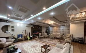 آپارتمان فروشی ۲۴۰ متر  حاشیه صارمی