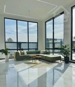 فروش فوری/۲۹۰ متر ۴ خواب/صفر/در صیاد شیرازی