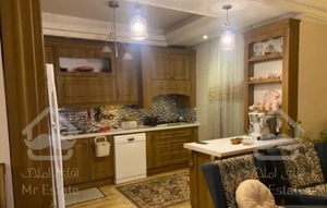 ۹۳ متری صادقیه گلاب