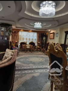 واحد 135 متری ، 2 پارکینگ سندی