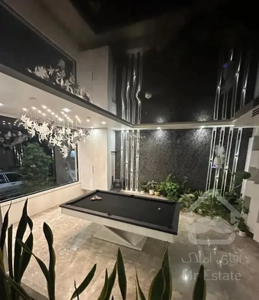 آپارتمان ۱۶۰متری/سه خوابه/بر خیابان مطهری