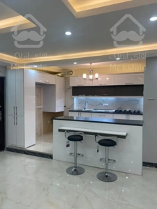 آپارتمان ١٠٣ متر مهرشهر