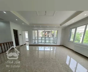 210 متر 5 ساله سوپرسازه منطقه 5