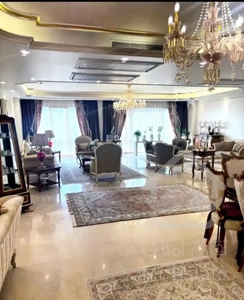 ظفر/170متر/سه خواب بزرگ/فول امکانات/مشاعات آبی