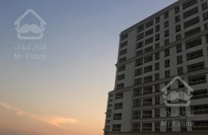 130متر ویودار بدون مشرف.دفتر فروش سازنده