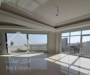 ازگل ۱۷۲متر ۲پارکینگ برج باغ