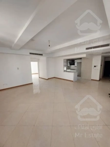 ۹۸متر، تاپ لوکیشن، دریاچه