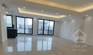 ۱۷۰مترتکواحدی ۲کله ۲پارکینگ سندی۲بالکن متریال برند