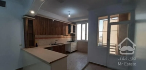 ۷۶متر/فول امکانات/خطی رو به آفتاب