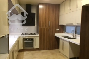 احمد زمانی ۱۴۵ متر ۲ خواب مستر مناسب سرمایه گذاری