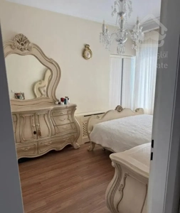 تجریش/نیاوران/زعفرانیه ۹۵مترآپارتمان ۳خوابه