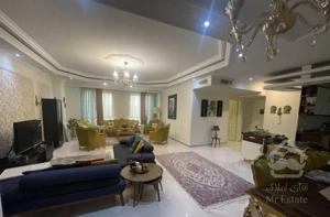 ۱۳۰ متری الاله شرقی تهاتر با واحد کوچکتر