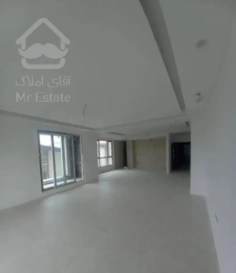 اپارتمان ۱۸۰ متری  طبقه دوم