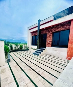 ویلا باغچه همکف 150متری شهرکی سند تک‌برگ