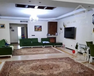 ۱۸۵ متری تک واحدی سروستان ها