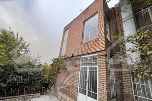 مستغل ده ونک ۸۵ متر ۲ خواب