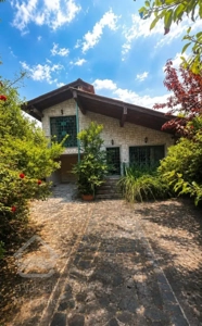 ویلا باغ دنج و آرام