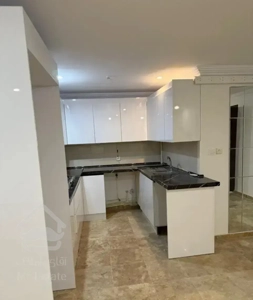 ۸۰ متر/حیاط اختصاصی/ملاصدرا