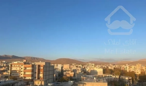 آپارتمان ۱۰۴ متری بَر مولوی شرقی