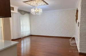 ۸۳ متر دوخواب/پارکینگ سندی/شهرک باقری