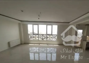 ۱۱۳متر / عمارتی بی همتا /  کم سن و کم واحد