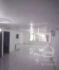 آپارتمان ۱۲۰ متری،۲خوابه.