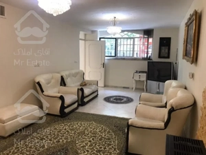 ۸۰متر/بسیار خوش نقشه/تاپ لوکیشن/کم واحد