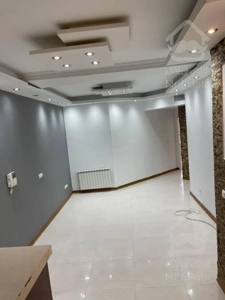 ۷۰ متر فول امکانات رو به آفتاب در سازمان برنامه