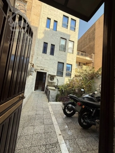 اپارتمان ۵۶ متری در حال بازسازی