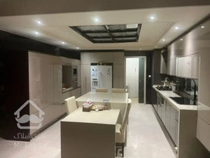 نیاوران 230 طبقه 13 فول مشاعات