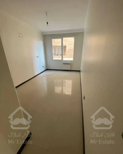 80متر/200قدمی دریاچه/پارکینگ و انباری روی سند/شخصی ساز