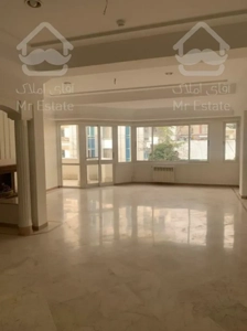 اجاره و رهن آپارتمان زعفرانیه 200  متر شیک