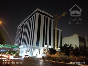 فروش واحد 170 متری اداری با موقعیت مناسب در دسترسی بسیار عالی