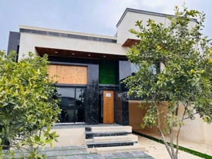 ویلا نیم پیلوت نمامدرن 260 متری سنددار امام زاده عبدالله شرایطی