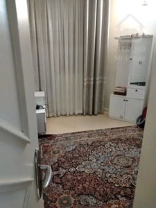 آپارتمان 76 متری / 2 خوابه / پارکینگ / انباری یازده واحد است/ طبقه چهار / دو واحدی بازسازی شده