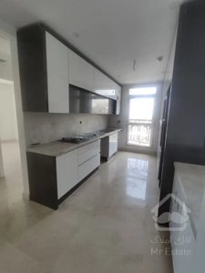 فروش 97 متری شمس آباد