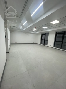 دفتر کارتو جایی بگیر که خودش اعتبار می‌سازه | غروی