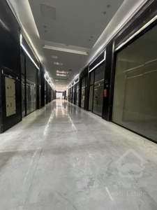 رهن و اجاره واحد تجاری 69متری در مرکز خرید رونیکا مال جنب ایستگاه مترو