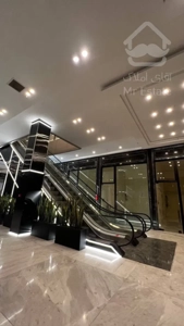 رهن و اجاره مغازه 37 متری در پاساژ تازه احداث رونیکا در هروی