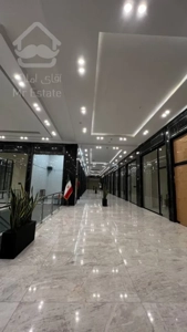 رهن و اجاره مغازه 20 متری رونیکامال با ارتفاع سقف 6 متر نزدیک به مترو حسین اباد