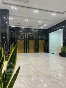 رهن و اجاره مغازه 16 متری در شرق تهران با پاخور عالی نزدیک به مترو حسین اباد هروی