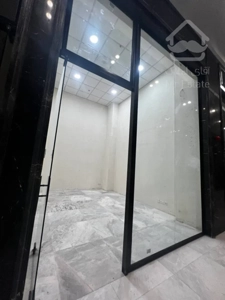 رهن و اجاره مغازه 17 متری در پاسداران  با پاخور عالی