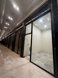 رهن و اجاره مغازه 19 متری در متروی حسین آباد