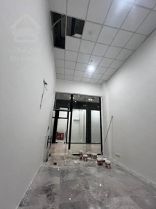 رهن و اجاره مغازه 25 متری در تاپ لوکیشن هروی با پاخور عالی