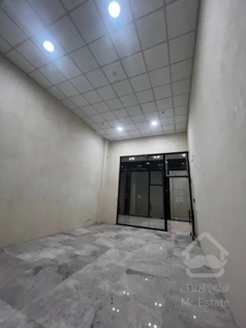 فروش اقساطی مغازه 55 متری جنب مترو حسین آباد