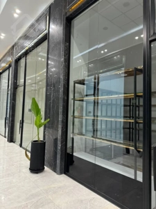 فروش مغازه 19 متری در مرکز خرید رونیکا مال هروی