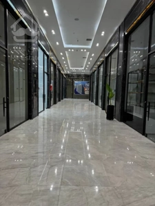 اجاره مغازه 25 متری در مرکز خرید رونیکا مال هروی